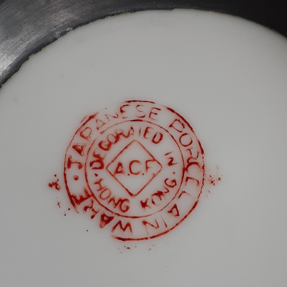 Vintage porcelain hand painted pewter encase bowl. - Picture 8 of 12